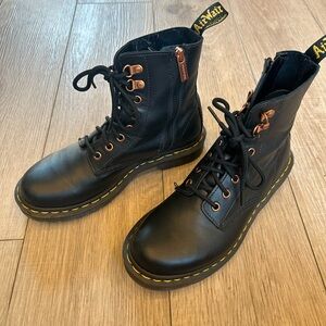 Doc Martens 1460 Pascal Boot. Women’s Size 8 Great condition - like new.